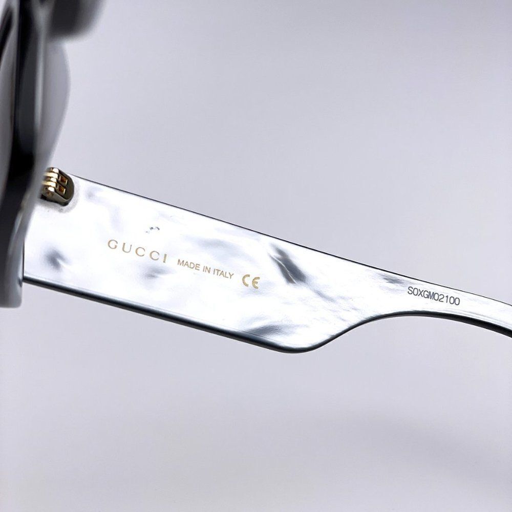 NEW Gucci GG0516S 001 Black Silver Rectangle Women Sunglasses - Picture 14 of 15